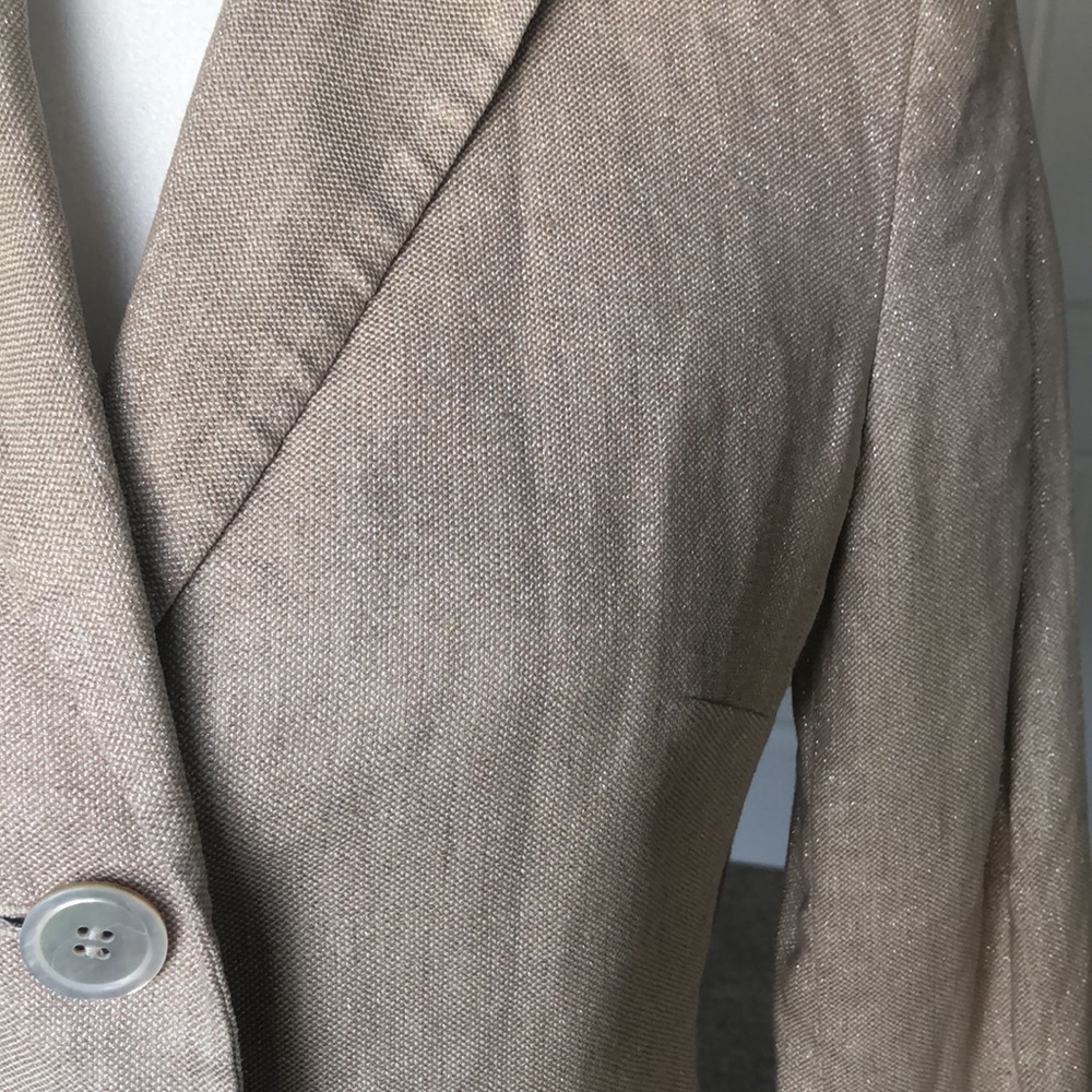TALBOTS Women’s beige/gold metallic blazer - Picture 2 of 8